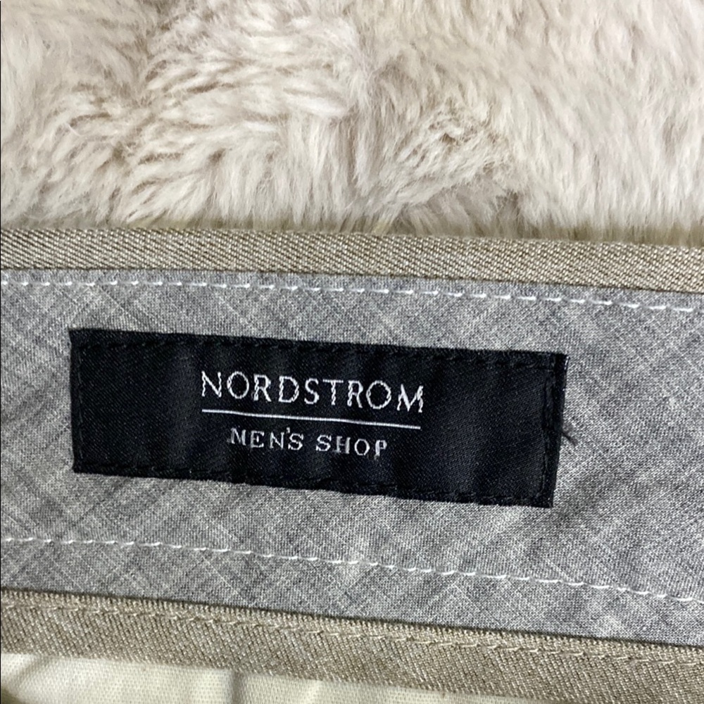 Nordstrom Beige Flat Front Shorts - Picture 2 of 12